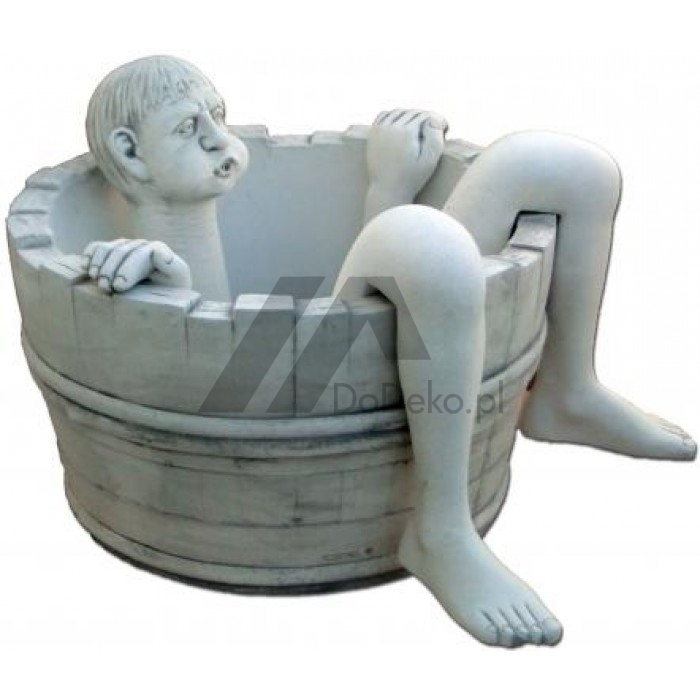 Сад фонтан в ванной мальчик